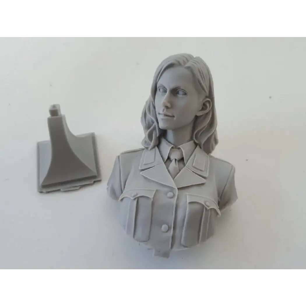 1/10 BUST Resin Model Kit German Beautiful Girl WW2 Unpainted - Model-Fan-Store