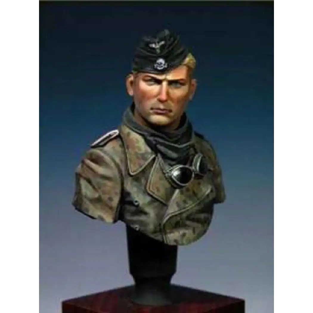 1/10 BUST Resin Model Kit German Soldier Pilot Air Force WW2 Unpainted - Model-Fan-Store