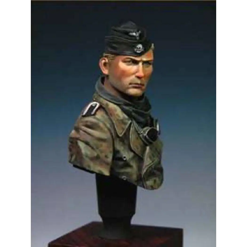 1/10 BUST Resin Model Kit German Soldier Pilot Air Force WW2 Unpainted - Model-Fan-Store