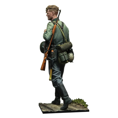 1/16 112mm Resin Model Kit German Soldier Officer WW2 Unpainted - Model-Fan-Store