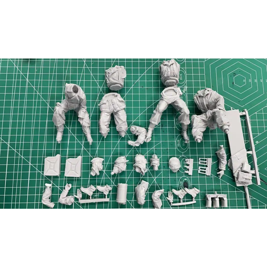 Unpainted Model Kit 1/16 4pcs Resin Model Kit German Soldiers Tank Crew WW2 Unpainted ...