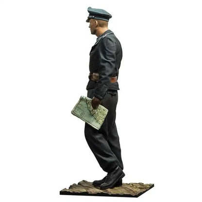 1/16 Resin Model Kit German Officer Tankman WW2 Unpainted - Model-Fan-Store