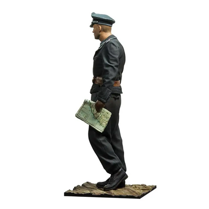 1/16 Resin Model Kit German Officer Tankman WW2 Unpainted - Model-Fan-Store