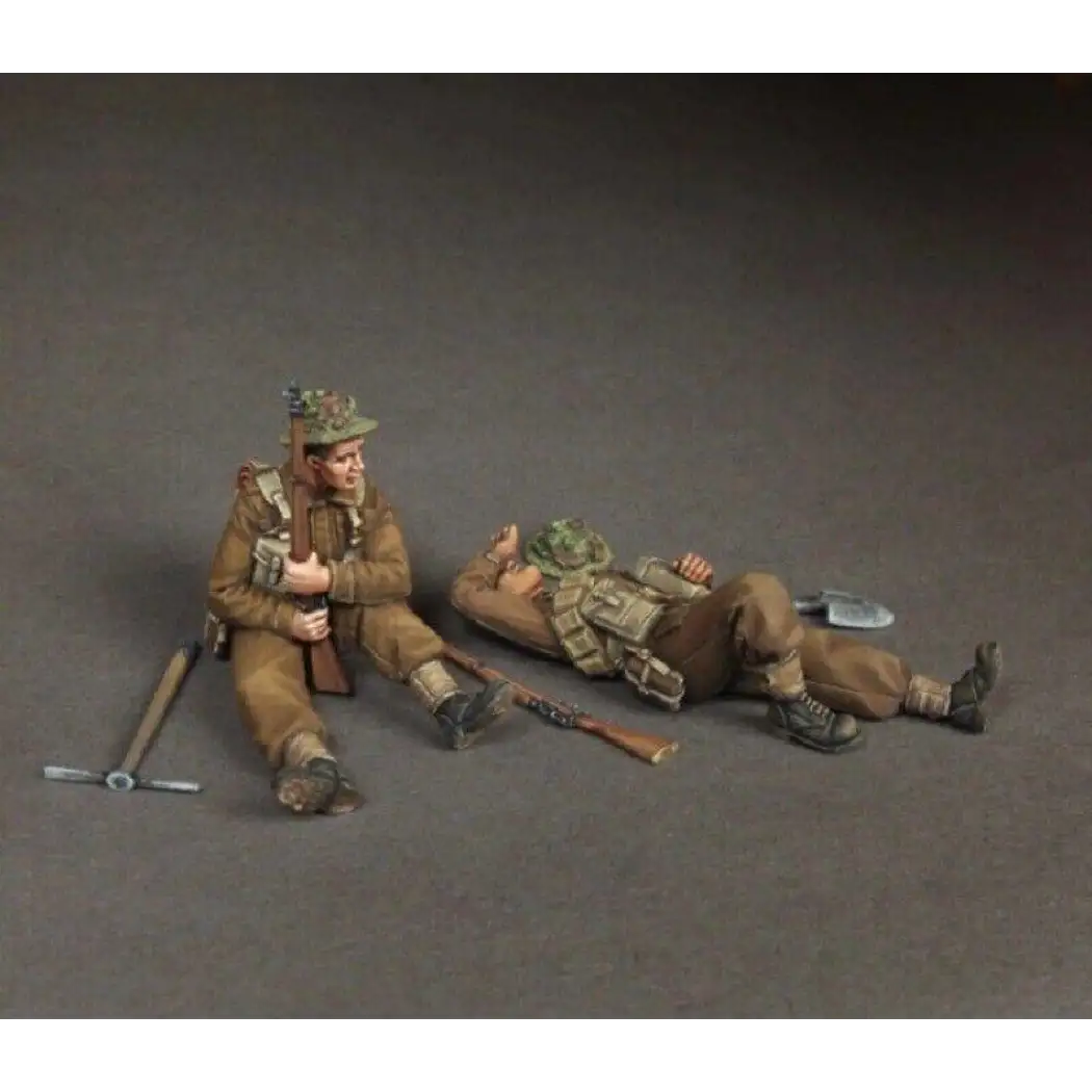 1/35 2pcs Resin Model Kit British Soldiers in Rest Infantry WW2 Unpainted - Model-Fan-Store