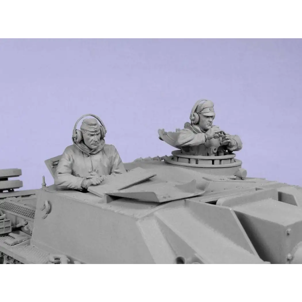 1/35 2pcs Resin Model Kit German Soldiers Tank Crew WW2 Unpainted - Model-Fan-Store