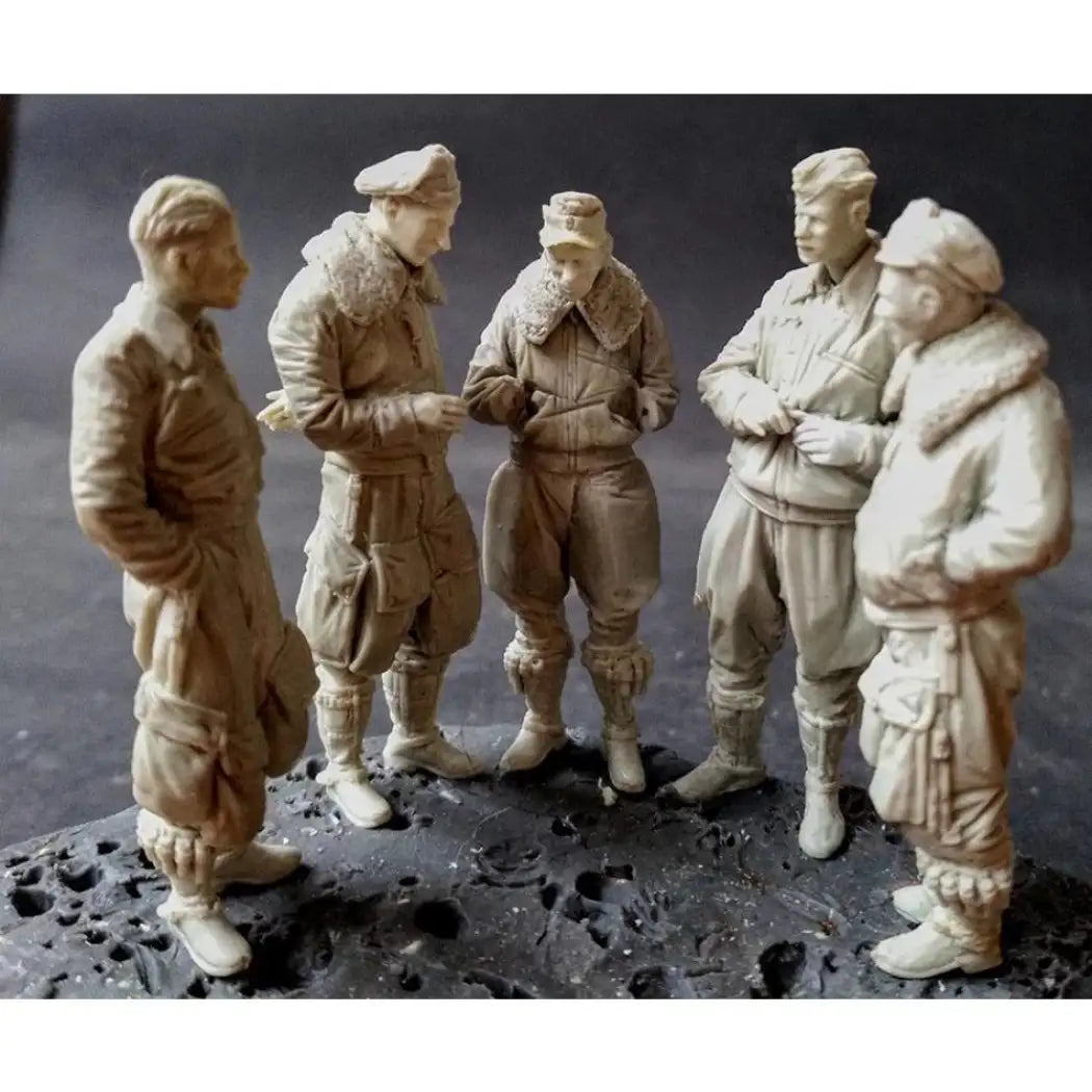 1/35 5pcs Resin Model Kit German Soldiers Pilots with base WW2 Unpainted - Model-Fan-Store