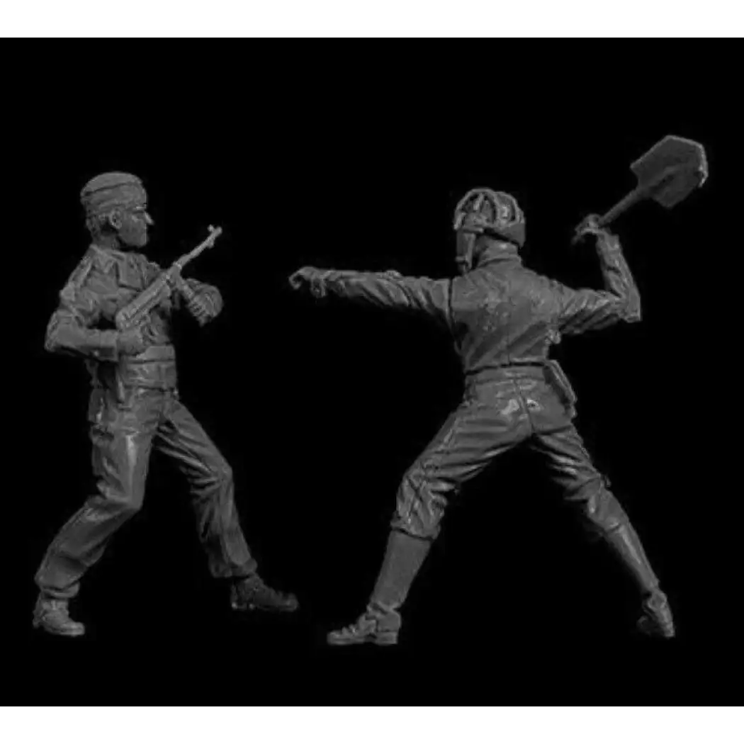 1/35 Resin Model Kit Soldiers Soviet Tankman and German Infantryman WW2 Unpainted - Model-Fan-Store