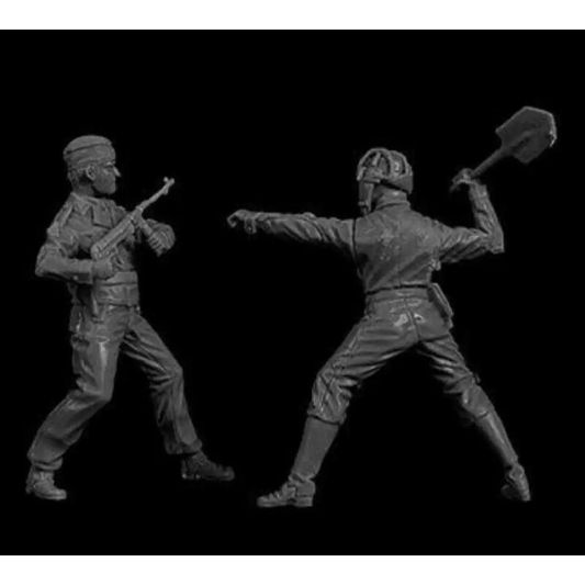 1/35 Resin Model Kit Soldiers Soviet Tankman and German Infantryman WW2 Unpainted - Model-Fan-Store