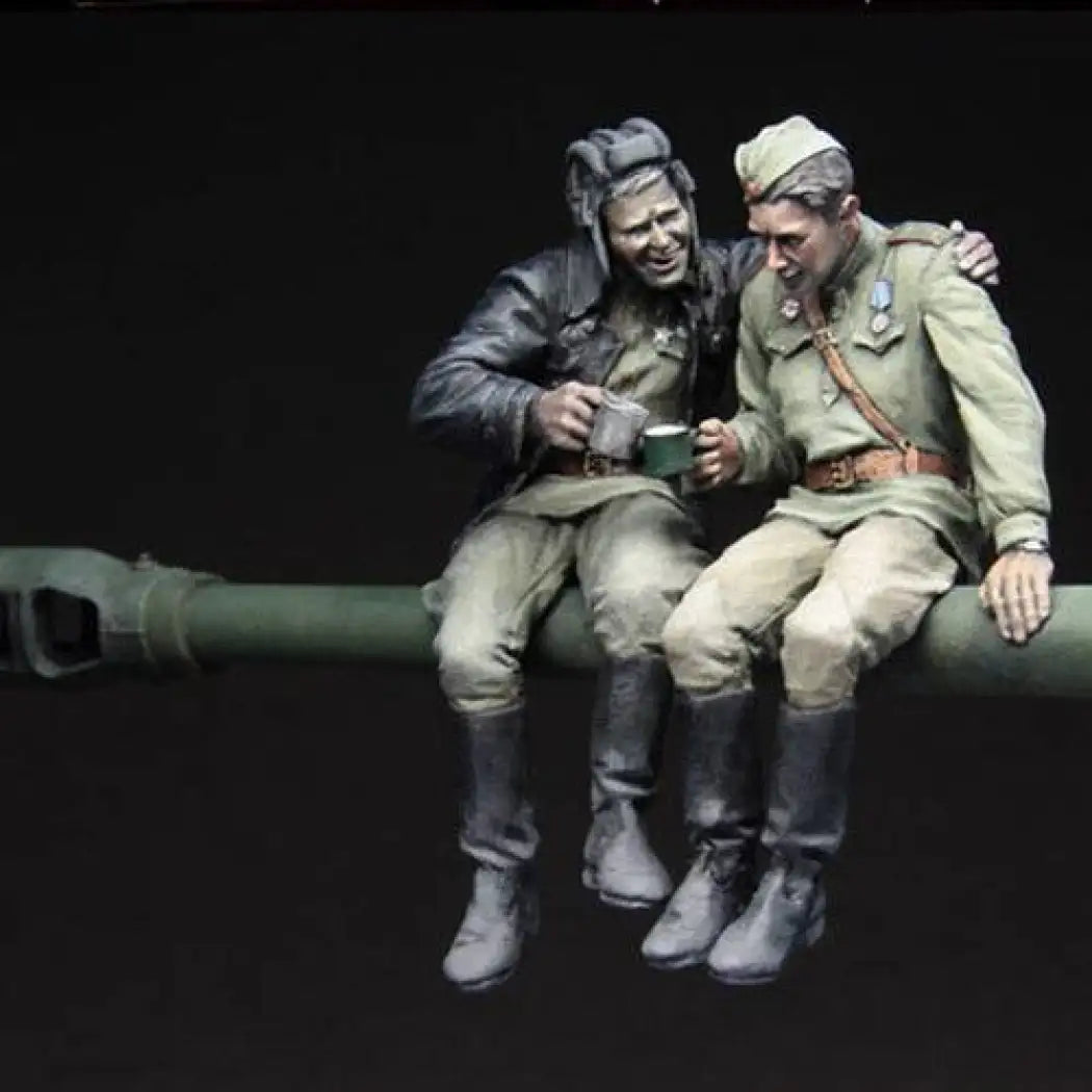 1/35 Resin Model Kit Soviet Soldiers Tank Crew WW2 Unpainted - Model-Fan-Store