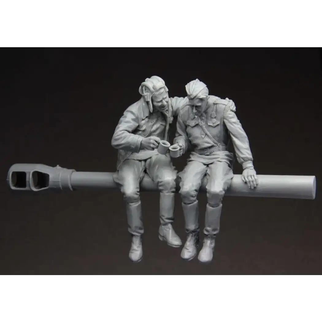 1/35 Resin Model Kit Soviet Soldiers Tank Crew WW2 Unpainted - Model-Fan-Store