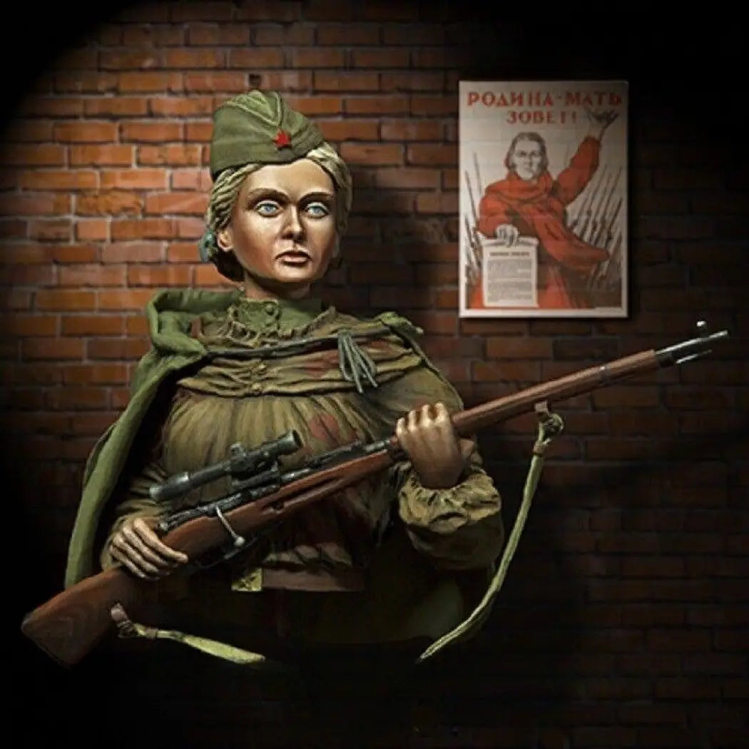Model Kit Snippers 1/10 BUST Resin Model Kit Beautiful Girl Soviet Soldier Sniper WW2 Unp ...