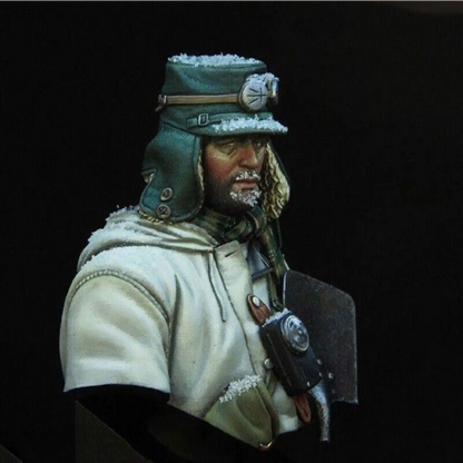 1/10 BUST Resin Model Kit Eastern Front Winter German Soldier WW2 Unpainted - Model-Fan-Store