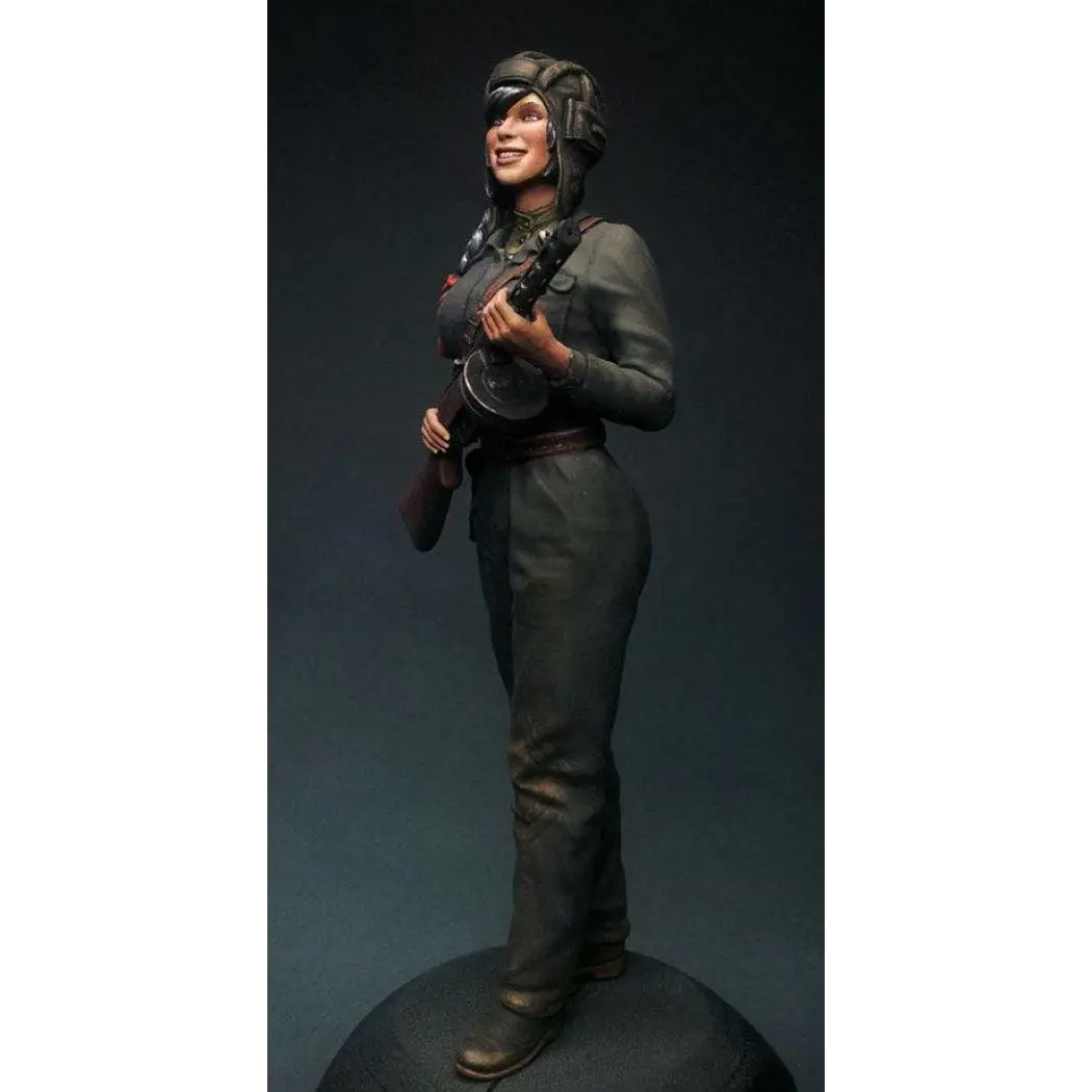 1/16 Resin Model Kit Beautiful Girl Soviet Soldier Tanker WW2 Pin Up Unpainted - Model-Fan-Store