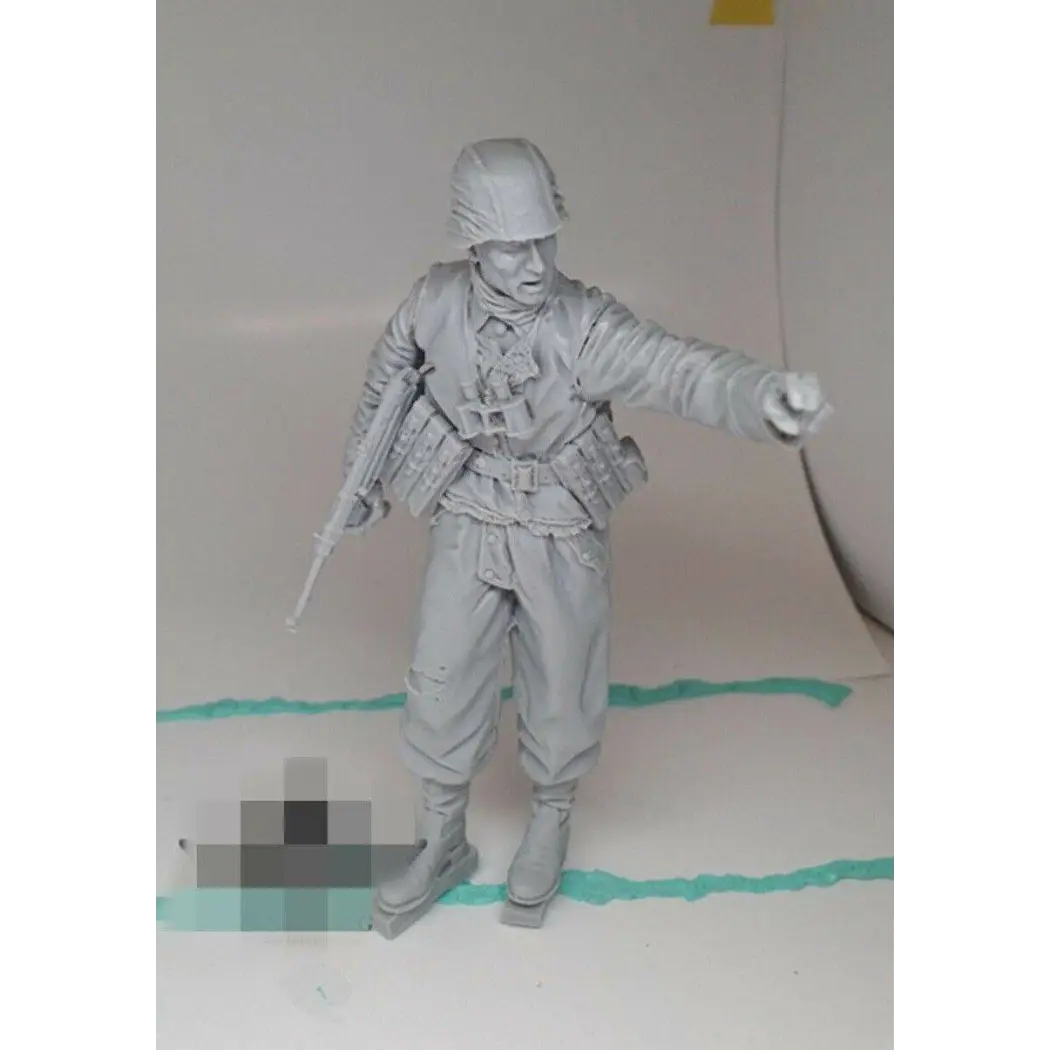 1/16 Resin Model Kit German Soldier Grenadier WW2 Unpainted - Model-Fan-Store