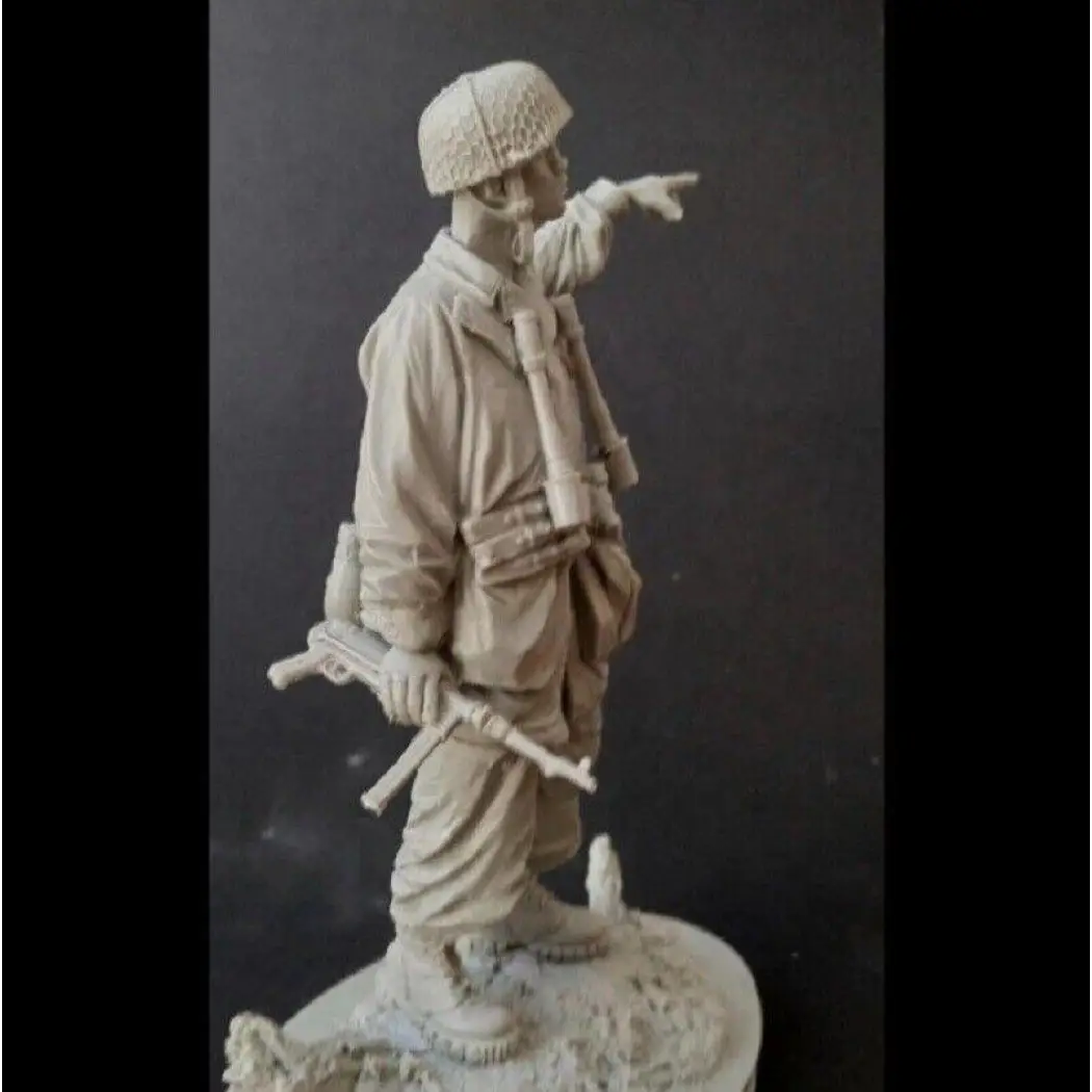 1/16 Resin Model Kit German Soldier Paratrooper WW2 Unpainted - Model-Fan-Store