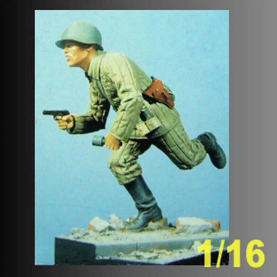 1/16 Resin Model Kit Soviet Soldier Officer Infantry WW2 Unpainted - Model-Fan-Store