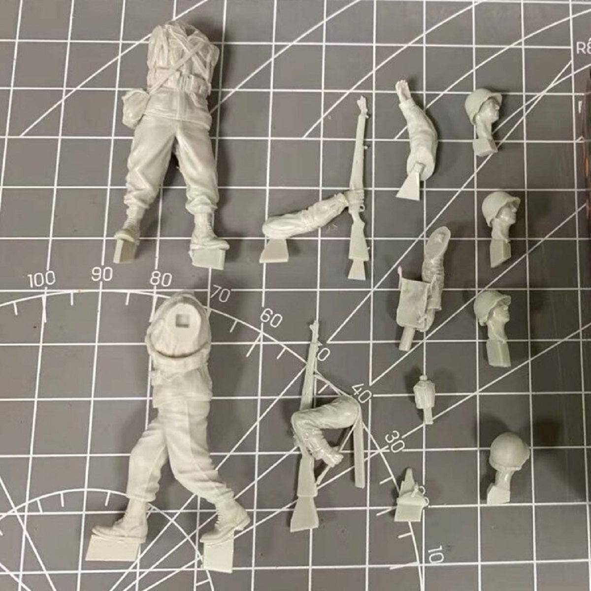 1/35 2pcs Resin Model Kit US Marines Soldiers Infantry WW2 Unpainted - Model-Fan-Store