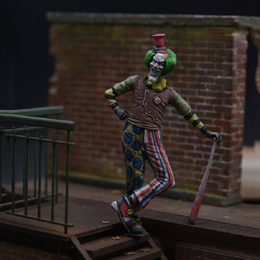 1/35 Resin Model Kit Villain Clown Joker Fantasy Unpainted - Model-Fan-Store