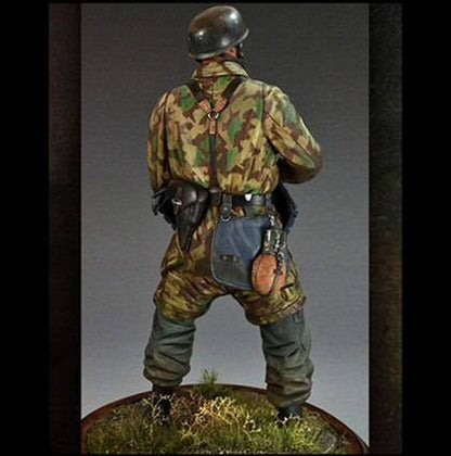 1/9 200mm Resin Model Kit German Soldier Infantryman WW2 Unpainted - Model-Fan-Store