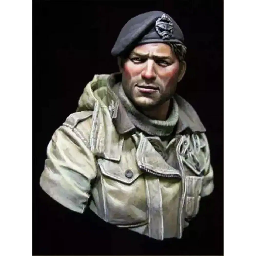 1/10 BUST Resin Model Kit British Soldier Tank Crew WW2 Unpainted - Model-Fan-Store