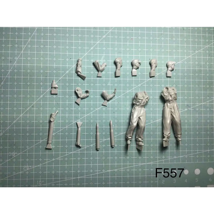 1/35 2pcs Resin Model Kit German Soldiers Tank Crew Artillery WW2 Unpainted - Model-Fan-Store