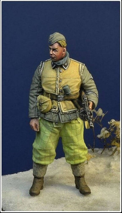 1/35 Resin Model Kit German Soldier Infantryman WW2 Unpainted - Model-Fan-Store