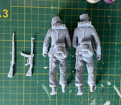 1/16 2pcs 3D Print Model Kit German Soldiers Infantry WW2 Unpainted