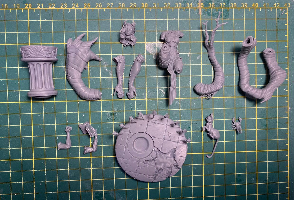 1/24 3D Print Model Kit Fantasy Beautiful Girl Sorceress and Pets Unpainted