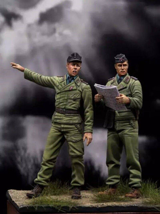 1/35 2pcs Resin Model Kit German Soldiers Tank Crew WW2 Unpainted - Model-Fan-Store