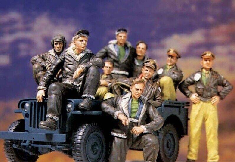 1/35 10pcs Resin Model Kit US Pilots Memphis Belle (no Car) WW2 Unpainted - Model-Fan-Store