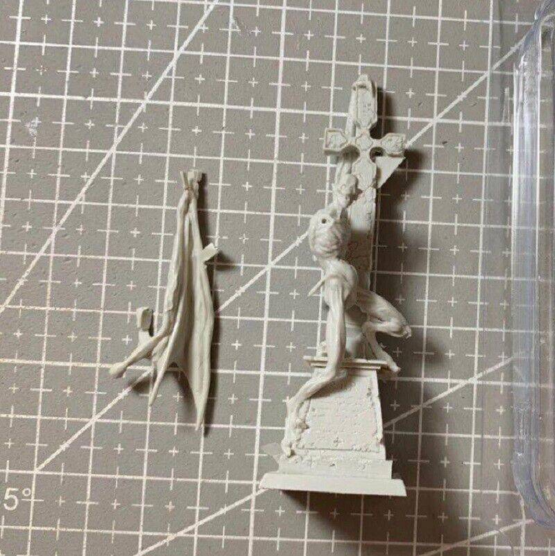 32mm Resin Model Kit Vampire Bat Unpainted - Model-Fan-Store