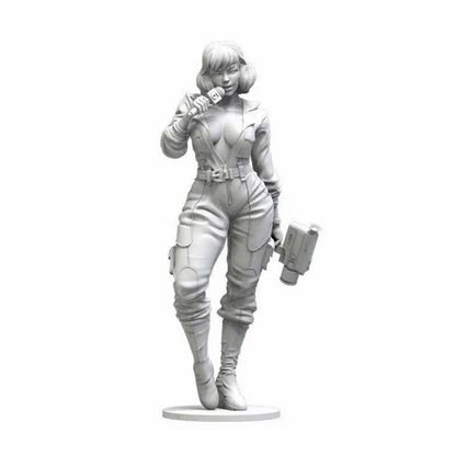 1/18 100mm 3D Print Model Kit Beautiful Girl Reporter Pressman Unpainted - Model-Fan-Store