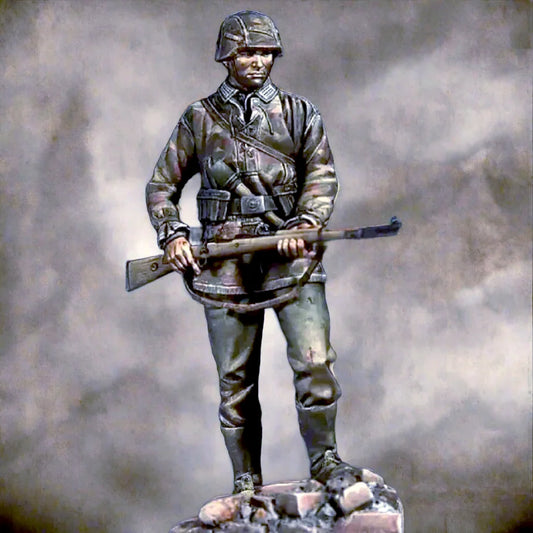 1/18 90mm Resin Model Kit German Soldier Panzer Grenadier WW2 Unpainted