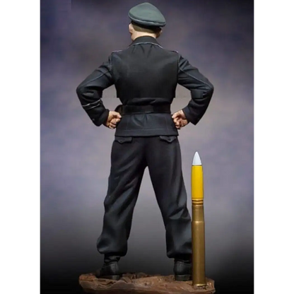 1/18 Resin Model Kit German Officer Tankman WW2 Unpainted - Model-Fan-Store