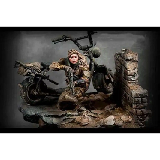 1/24 75mm Resin Model Kit Girl Stalker Madmax (with base, moto) Unpainted - Model-Fan-Store