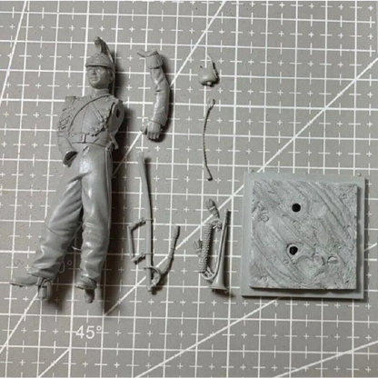1/24 75mm Resin Model Kit Napoleonic Wars French Soldier Trumpeter Unpainted - Model-Fan-Store