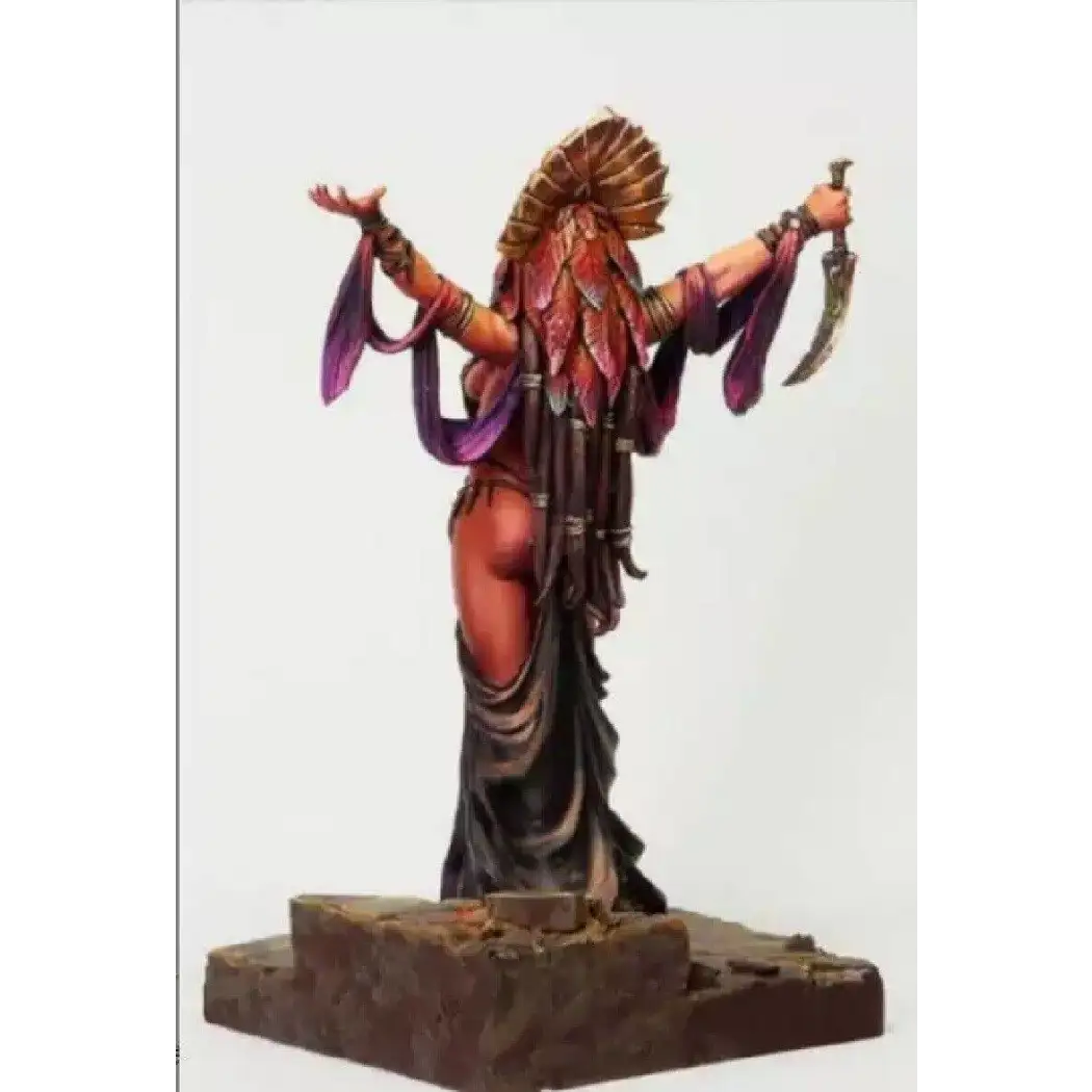 1/24 Resin Model Kit Beautiful Girl Ritual Priestess of the Sun Unpainted - Model-Fan-Store