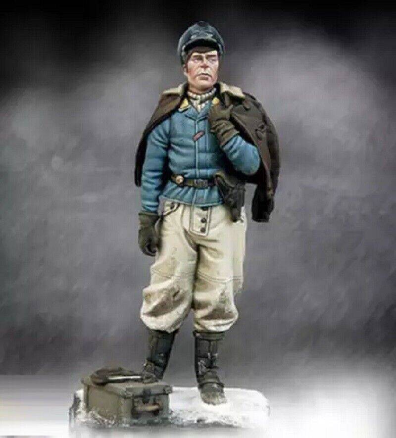 1/24 Resin Model Kit German Soldier Pilot Air Force WW2 Unpainted - Model-Fan-Store