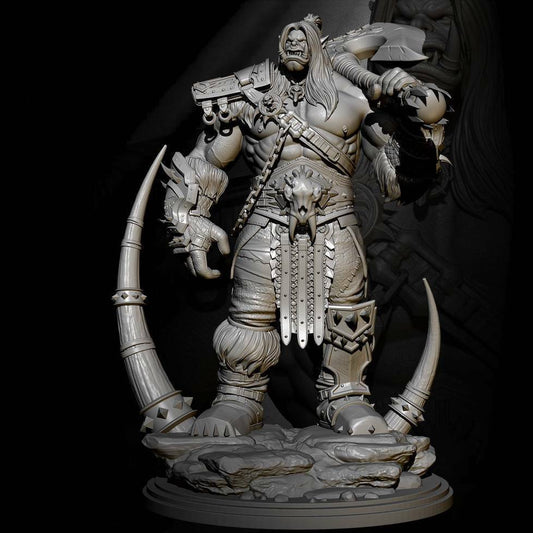 1/24 Resin Model Kit Warrior Axe Orc Warcraft Unpainted - Model-Fan-Store