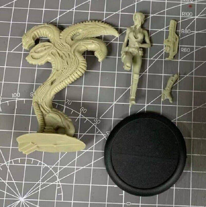 1/32 54mm Resin Model Kit Beautiful Girl Woman Shooter Unpainted - Model-Fan-Store