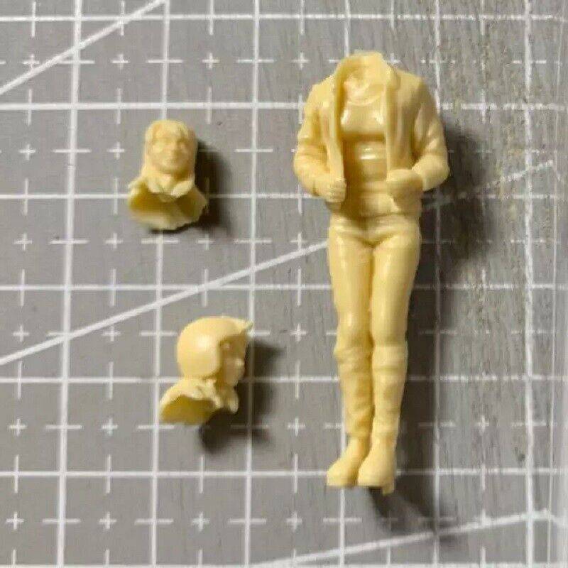 1/32 Resin Model Kit Asian Beautiful Girl Speed Racing no Car Unpainted - Model-Fan-Store