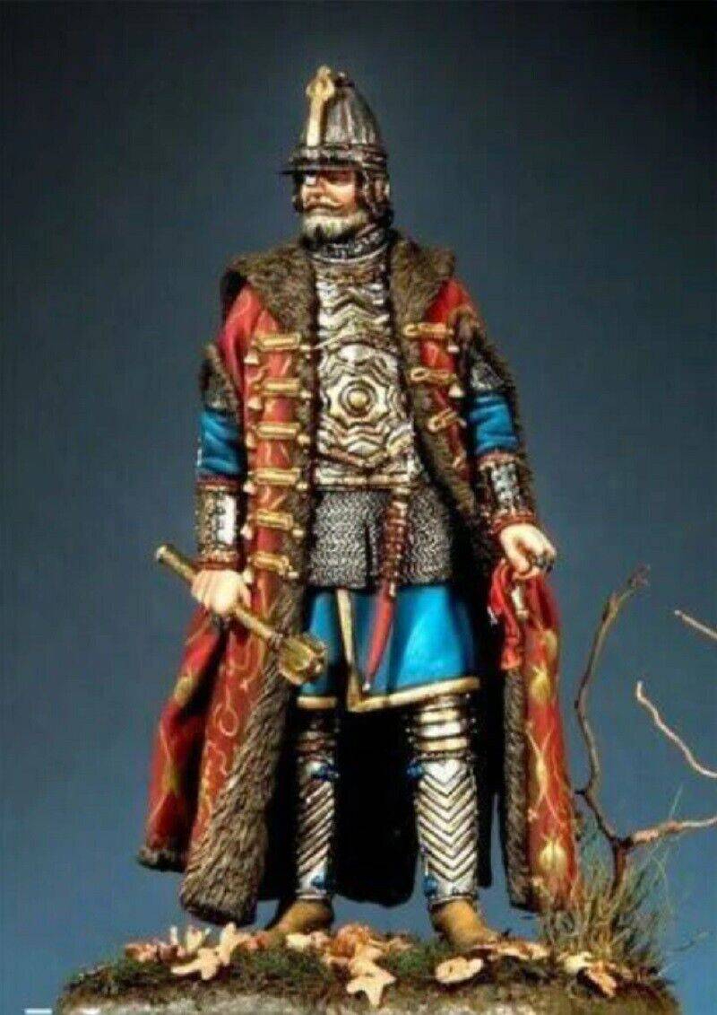 1/32 Resin Model Kit Slavic Warlord Warrior (with base) Unpainted A28 - Model-Fan-Store