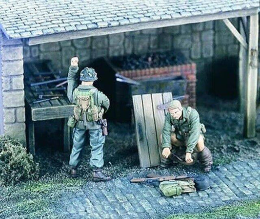 1/35 2pcs Resin Model Kit US Soldiers WW2 Unpainted - Model-Fan-Store