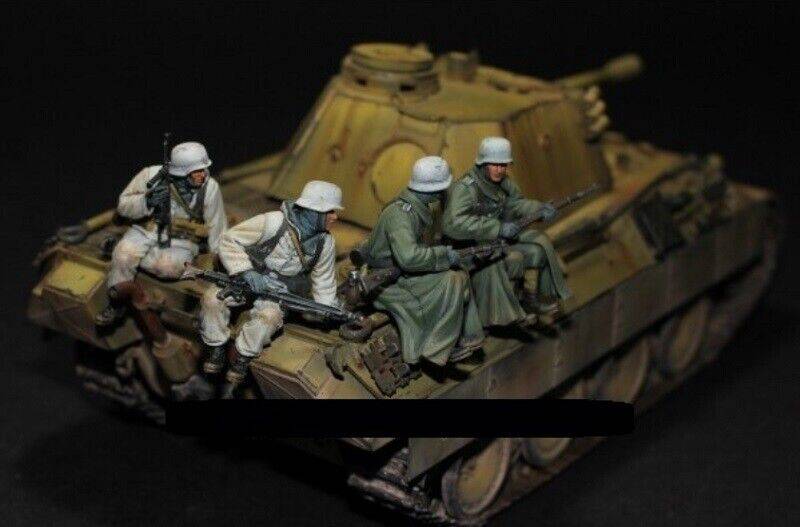 1/35 4pcs Resin Model Kit German Soldiers Tank Crew WW2 Unpainted - Model-Fan-Store