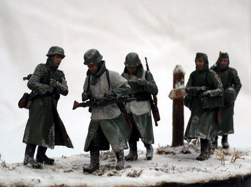 1/35 5pcs Resin Model Kit Winter German Soldiers Infantry WW2 Unpainted - Model-Fan-Store