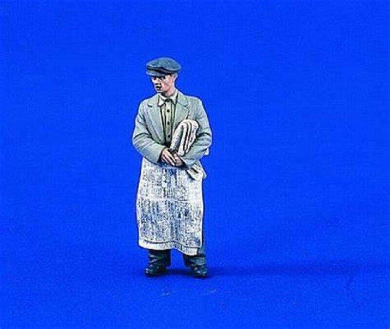 1/35 Resin Model Kit Civic News Seller WW2 Unpainted - Model-Fan-Store