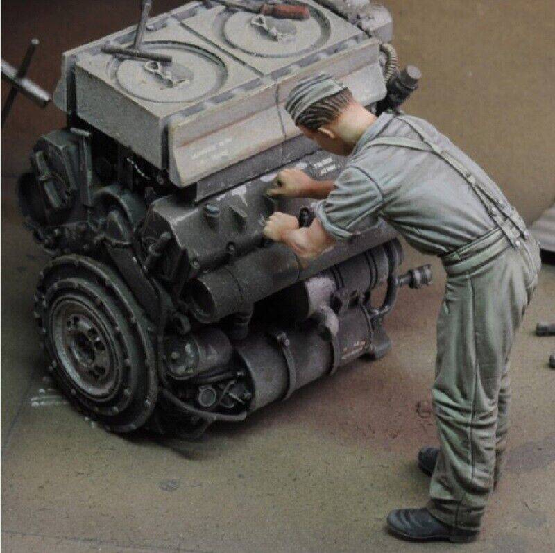 1/35 Resin Model Kit Geran Soldier Tank Mechanic WW2 Unpainted - Model-Fan-Store