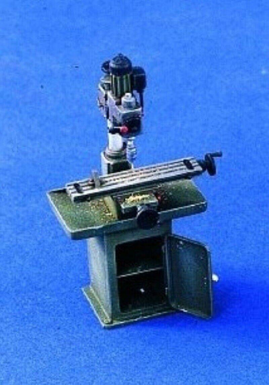 1/35 Resin Model Kit German Machine Tool Equipment WW2 Unpaunted - Model-Fan-Store