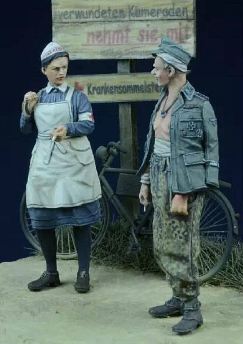 1/35 Resin Model Kit German Soldier and Nurse WW2 Unpainted - Model-Fan-Store