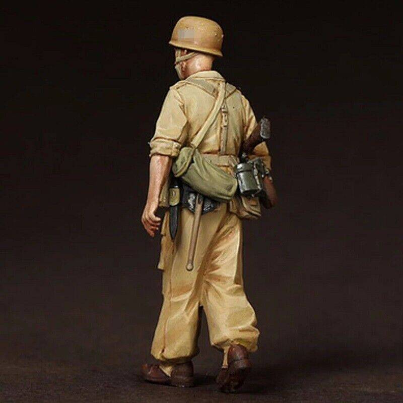 1/35 Resin Model Kit German Soldier Fallschirmjager WW2 Unpainted - Model-Fan-Store